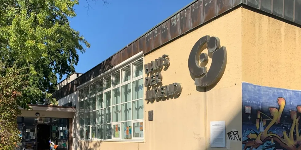 Haus der Jugend Charlottenburg Eingang