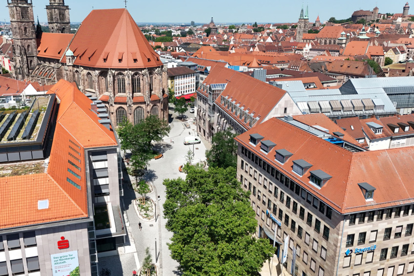 Der Lorenzer Platz aus der Luft gesehen., Bild © Marius Marthold / Stadt Nürnberg