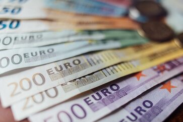 Geldscheine, Geld