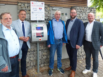 Erster öffentlich zugänglicher Defibrillator in Wetzlar