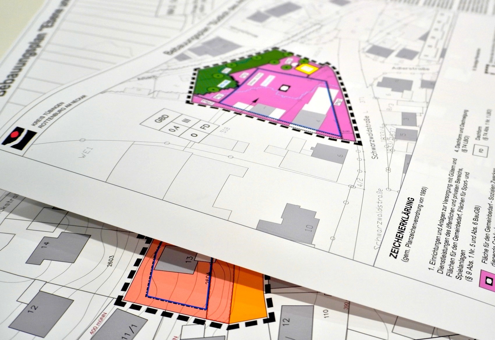 Aufgerollter Plan