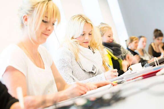 Studierende (Fotos: MHB)