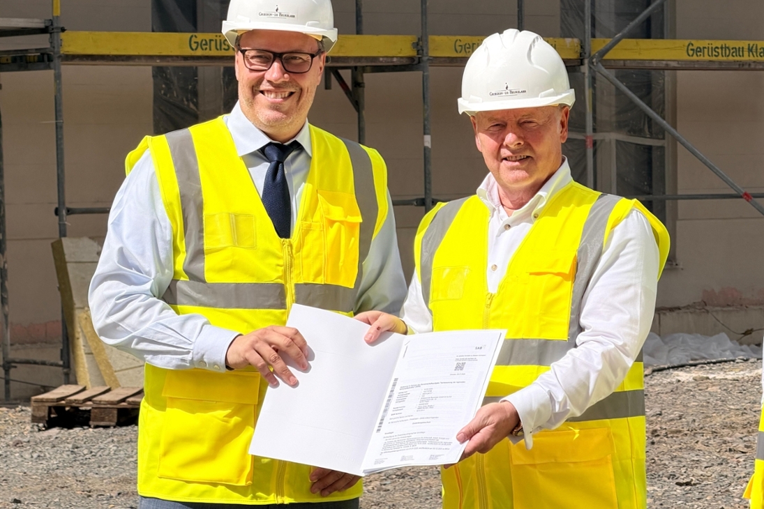 Wirtschaftsminister Dirk Panter (links) und Dany Schmidt, Vorsitzender der Geschäftsführung
