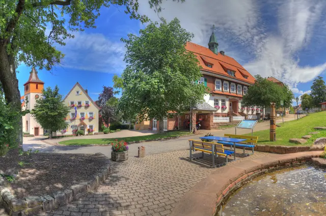 Dobel Ortsmitte