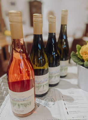Genuss trifft Klimaschutz: Bio-Weinprobe am Wochenmarkt