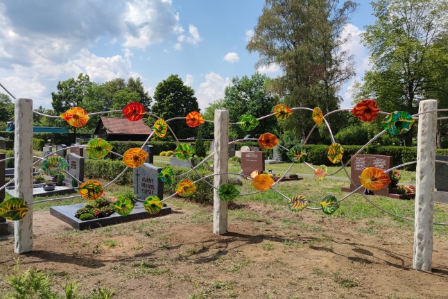 Blätter im Wind Friedhof Lauf