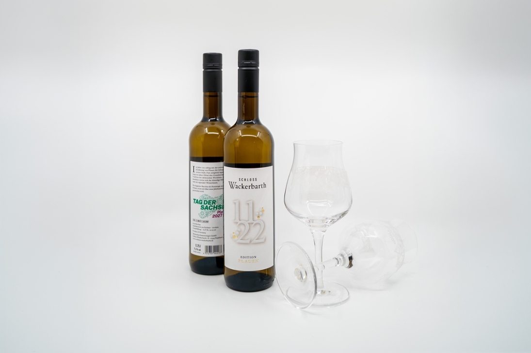 Plauen und Schloss Wackerbarth präsentieren einen besonderen Wein - mit Blick auf den "Tag der Sachsen" im kommenden Jahr.