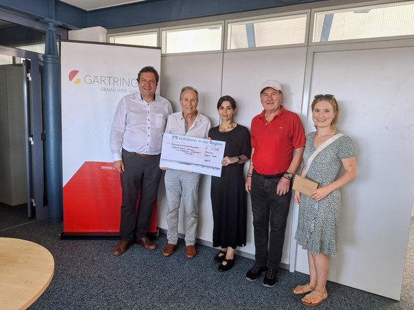 von links: Bürgermeister Riesch, Herr Simschek, Frau Öztürk, Herr Karl Paul und Frau Stefanie Weippert