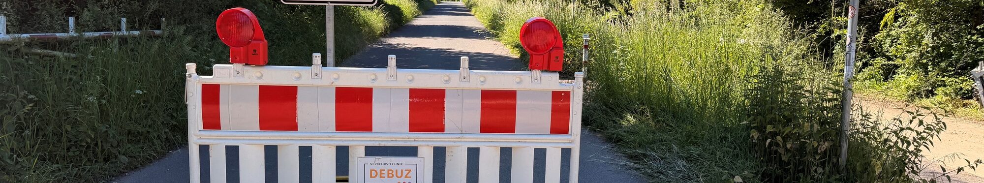 Archivbild Sperrung der Brücke am Rosmarweg